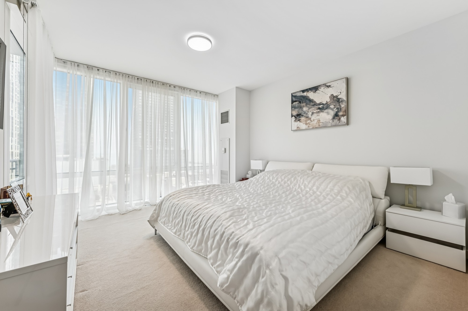 505 N McClurg Court Unit: 1402