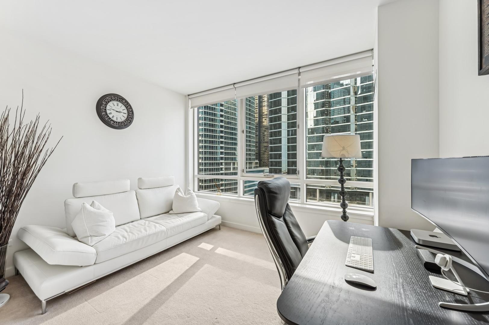 505 N McClurg Court Unit: 1402