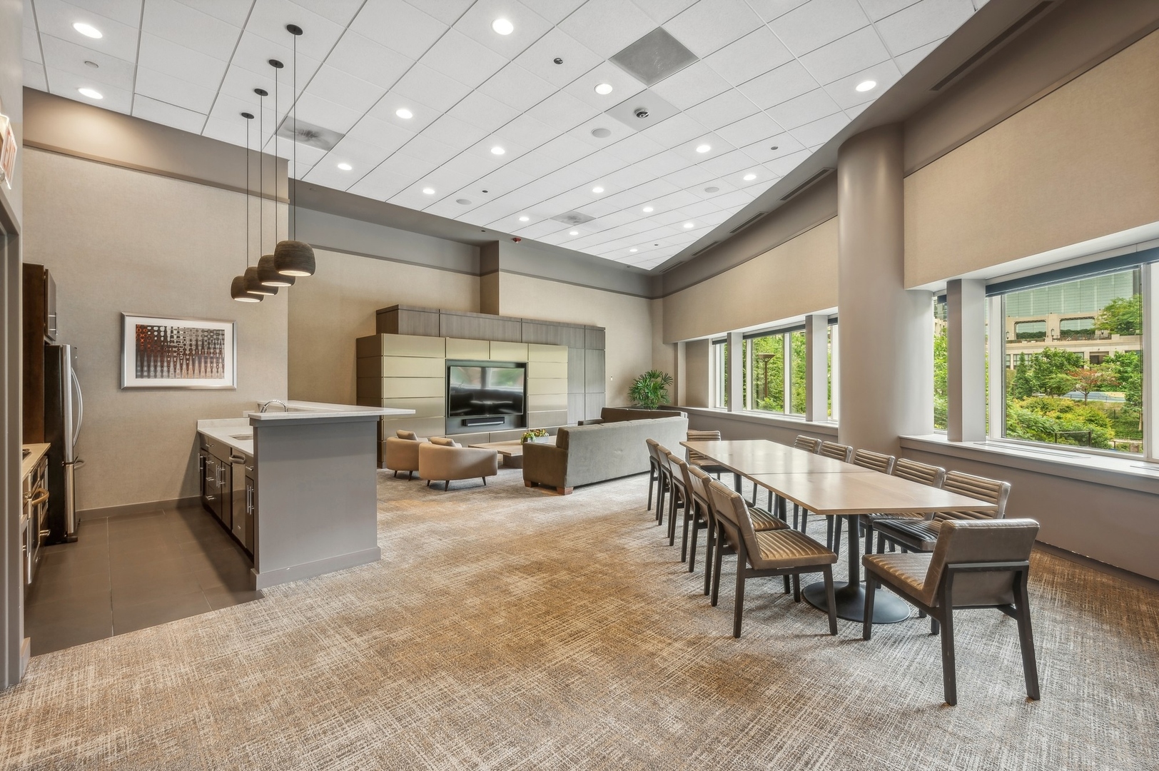 505 N McClurg Court Unit: 1402