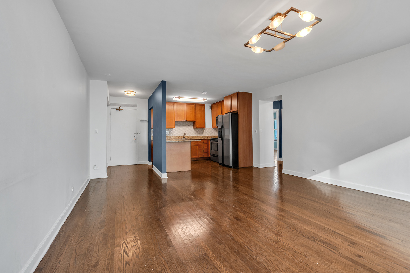 3600 N Lake Shore Drive Unit: 2101