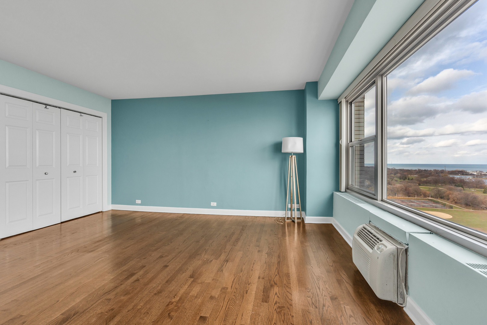 3600 N Lake Shore Drive Unit: 2101