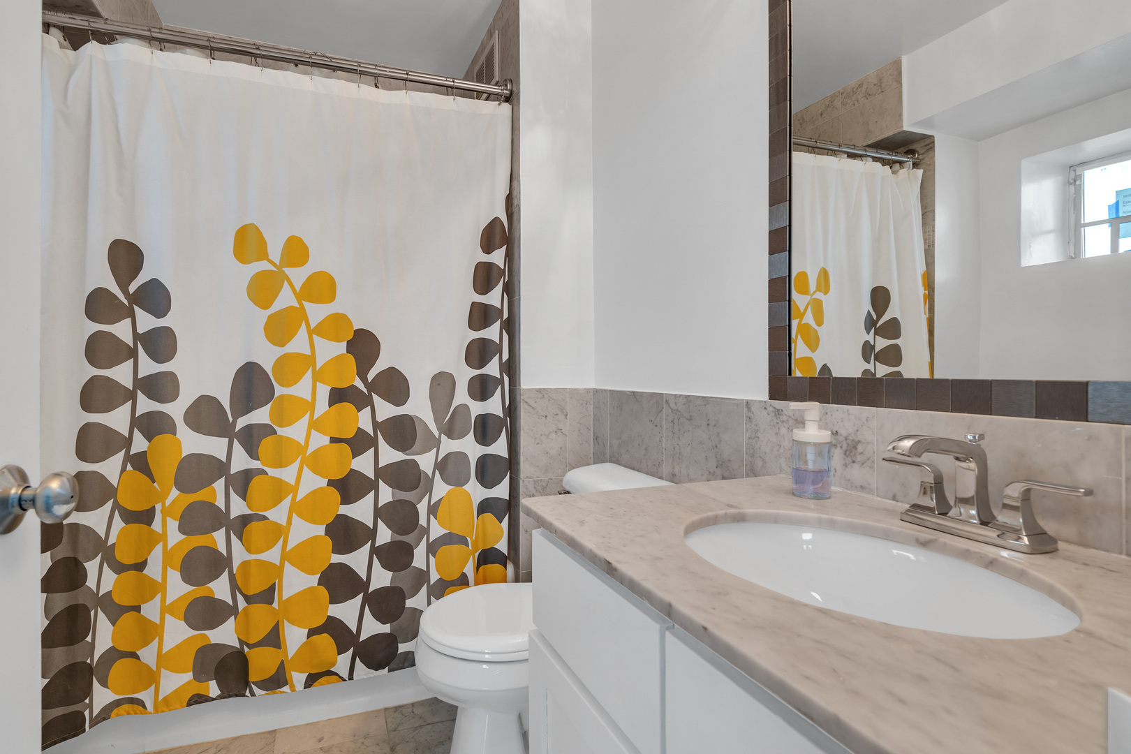 3600 N Lake Shore Drive Unit: 2101