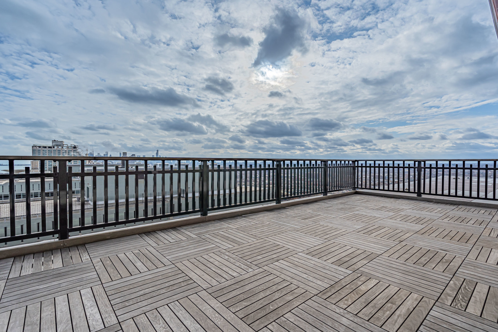 3600 N Lake Shore Drive Unit: 2101
