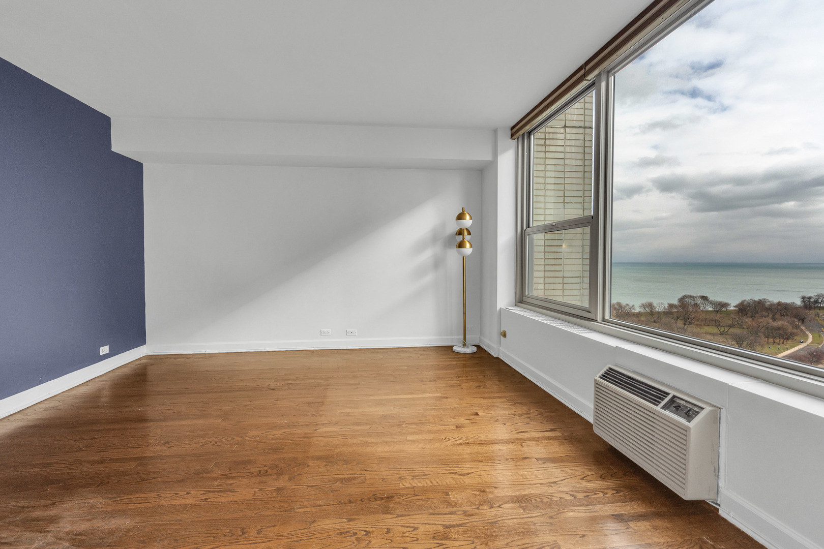 3600 N Lake Shore Drive Unit: 2101