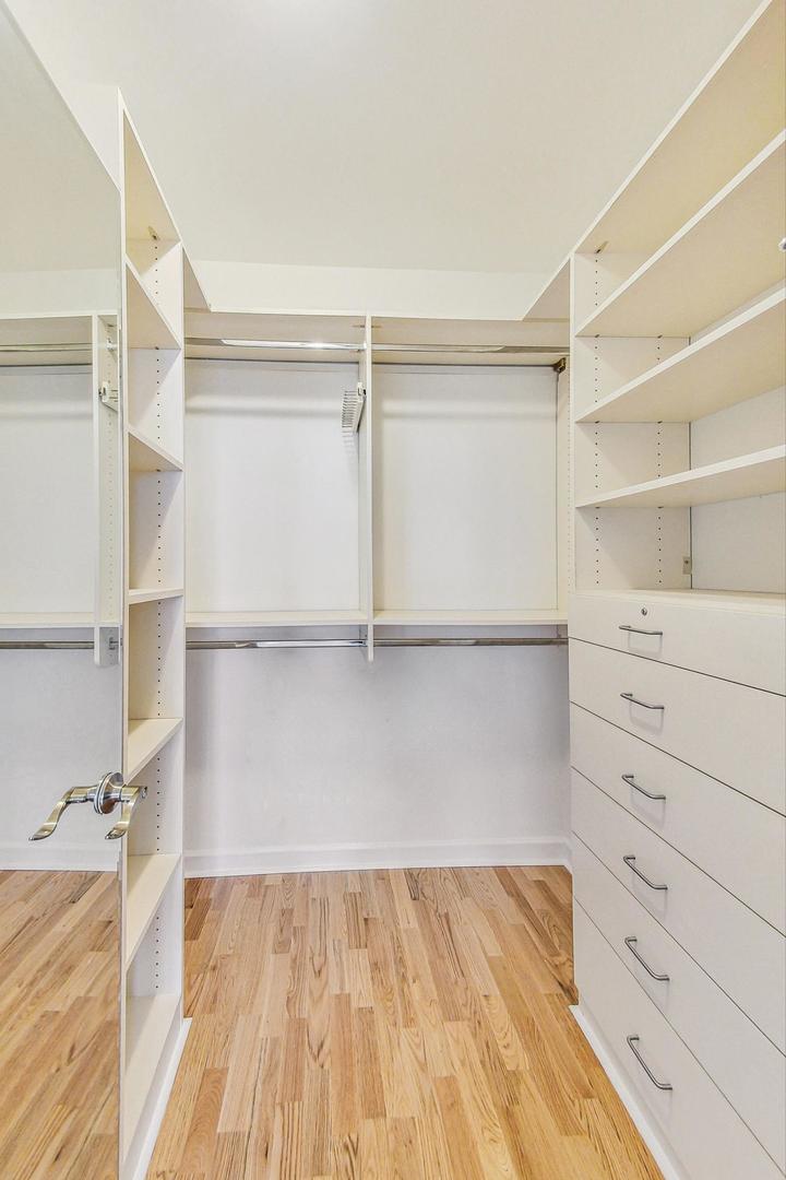 451 W HURON Street Unit: 603