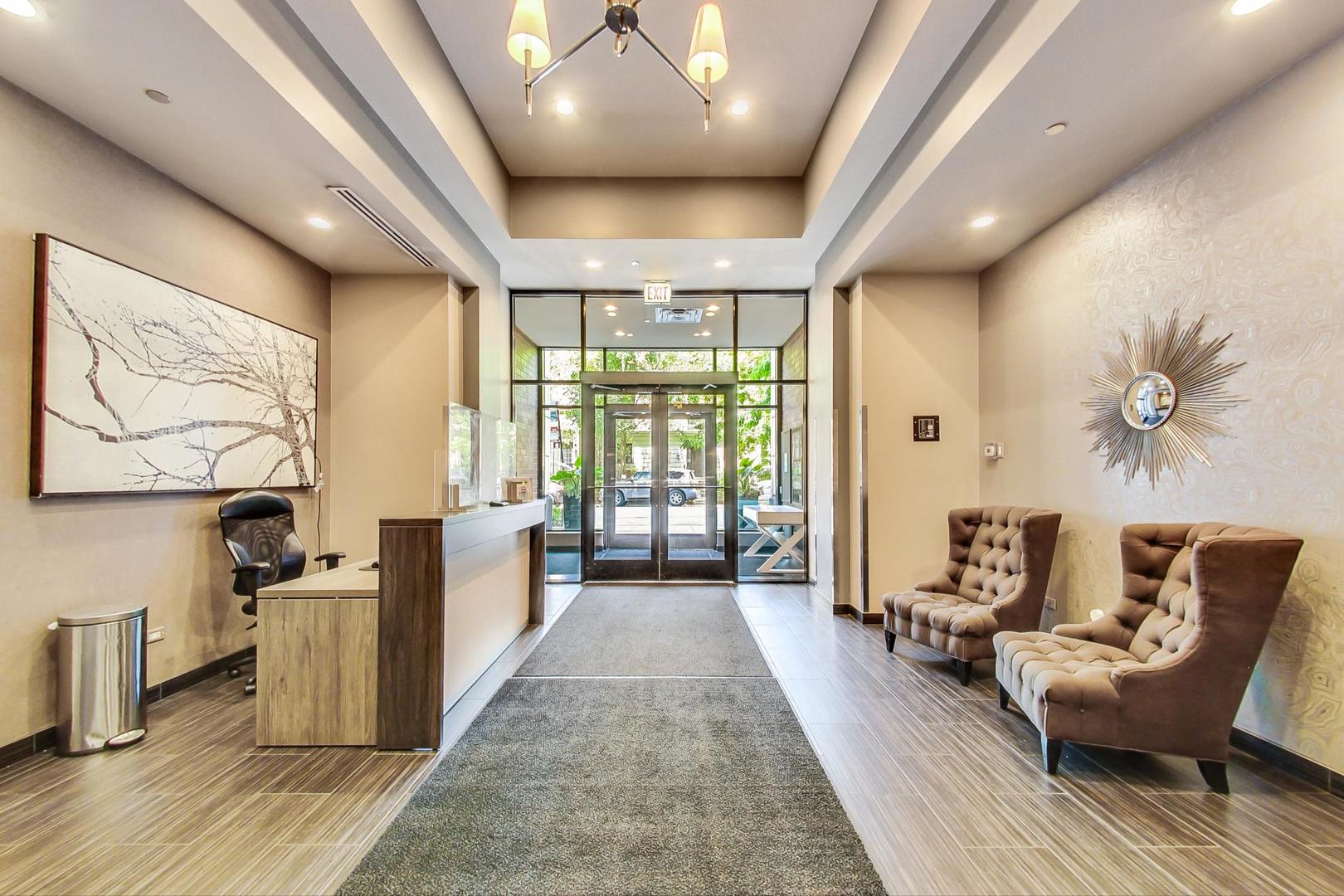 451 W HURON Street Unit: 603