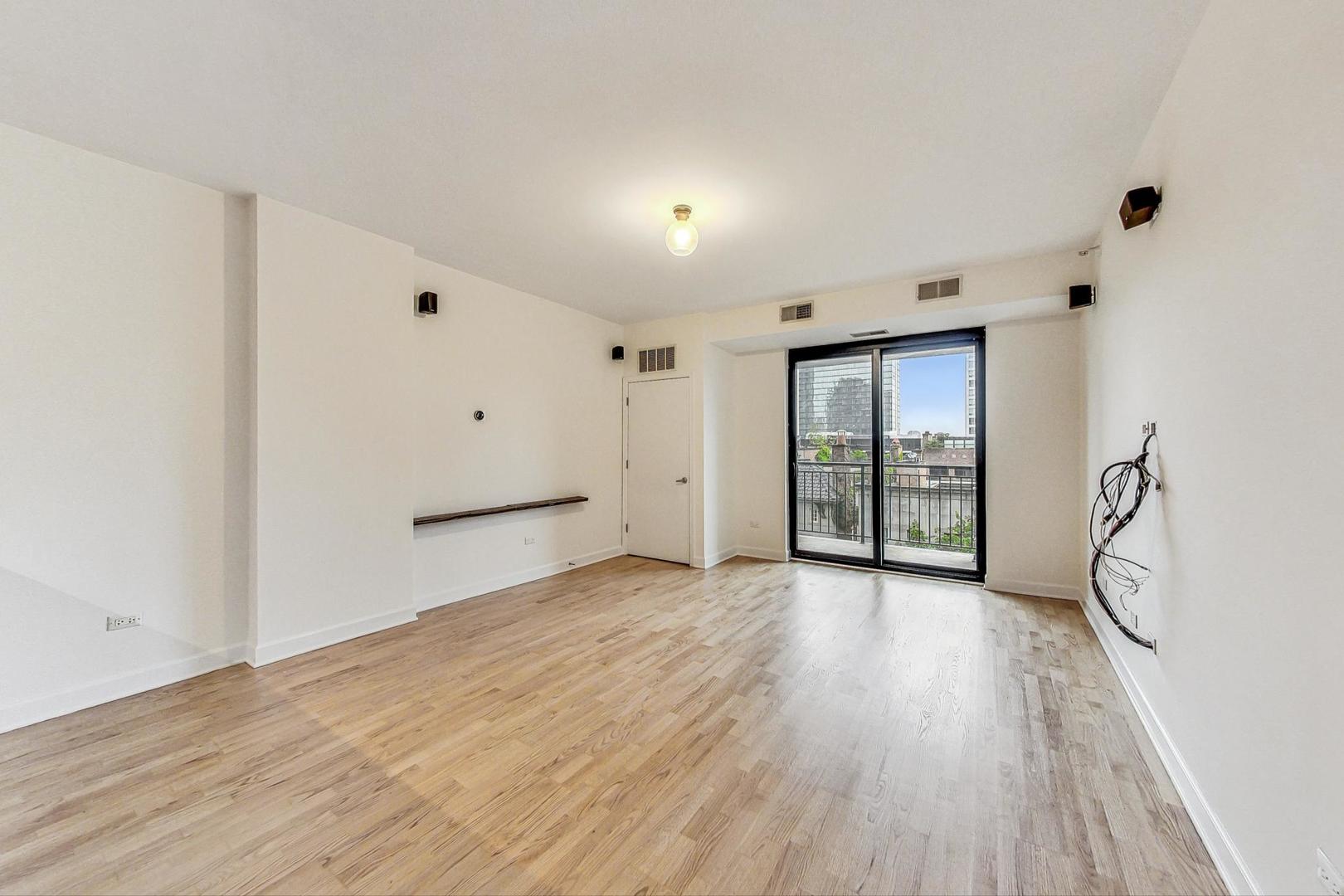 451 W HURON Street Unit: 603