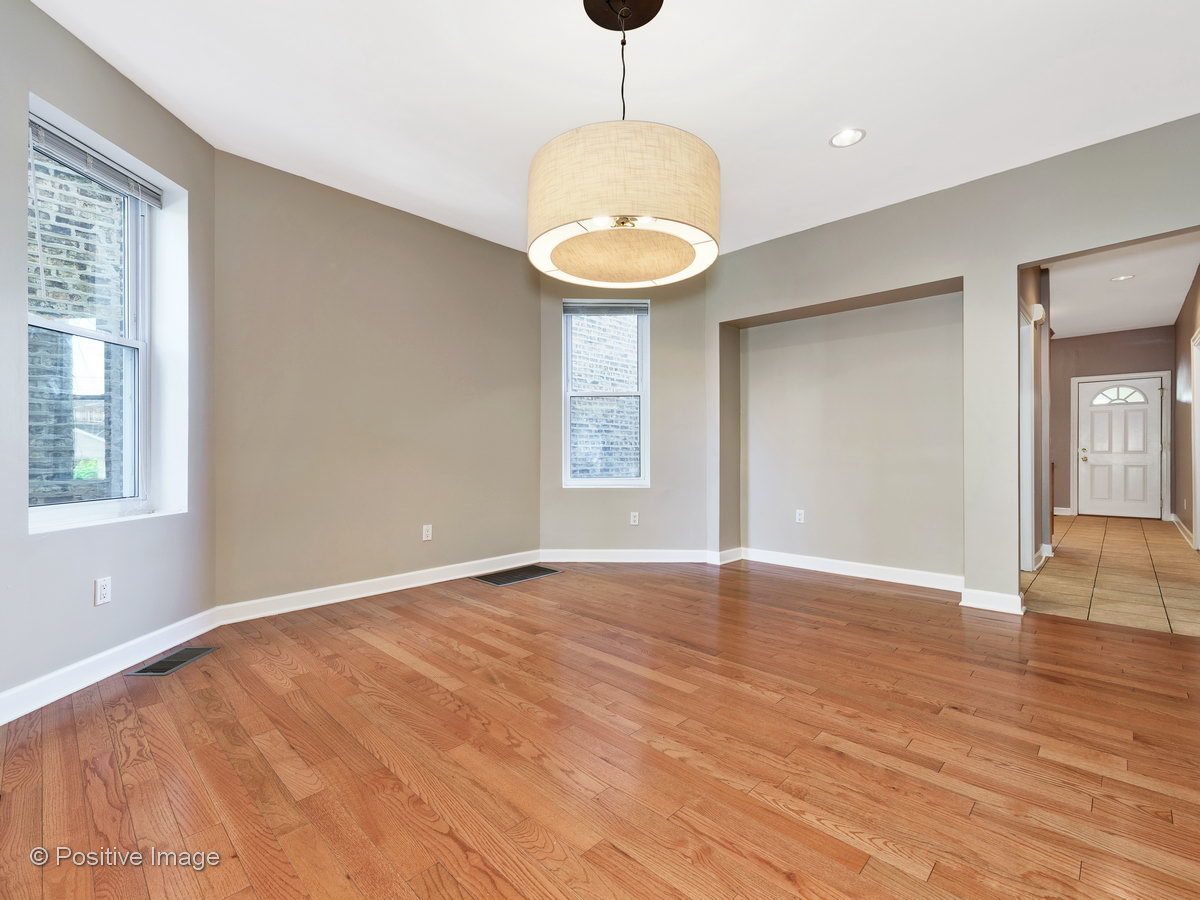 2215 W Addison Street Unit: 1