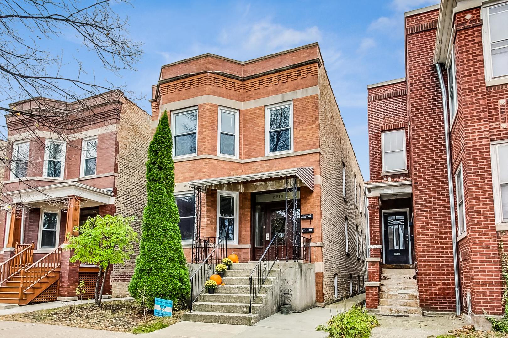 2215 W Addison Street Unit: 1