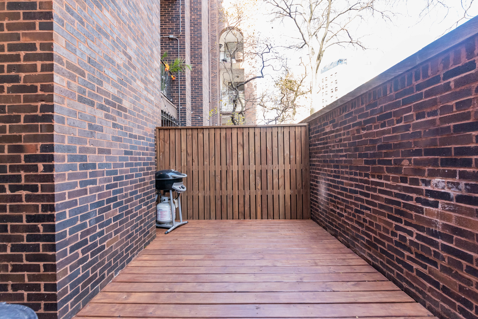 1750 N Wells Street Unit: 106