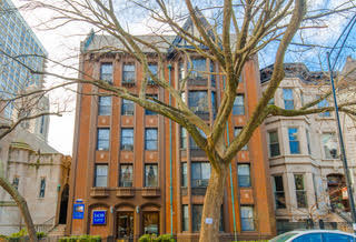 1430 N Dearborn Parkway Unit: 301