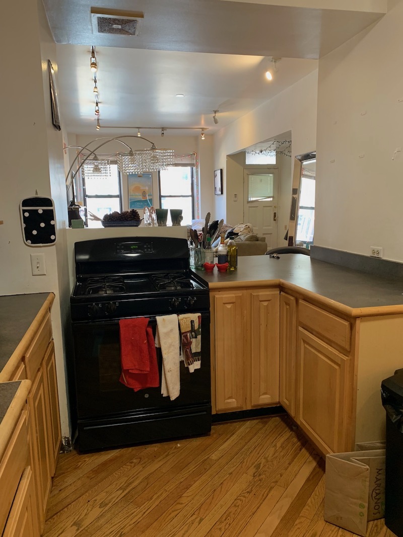 711 W Briar Place Unit: 1