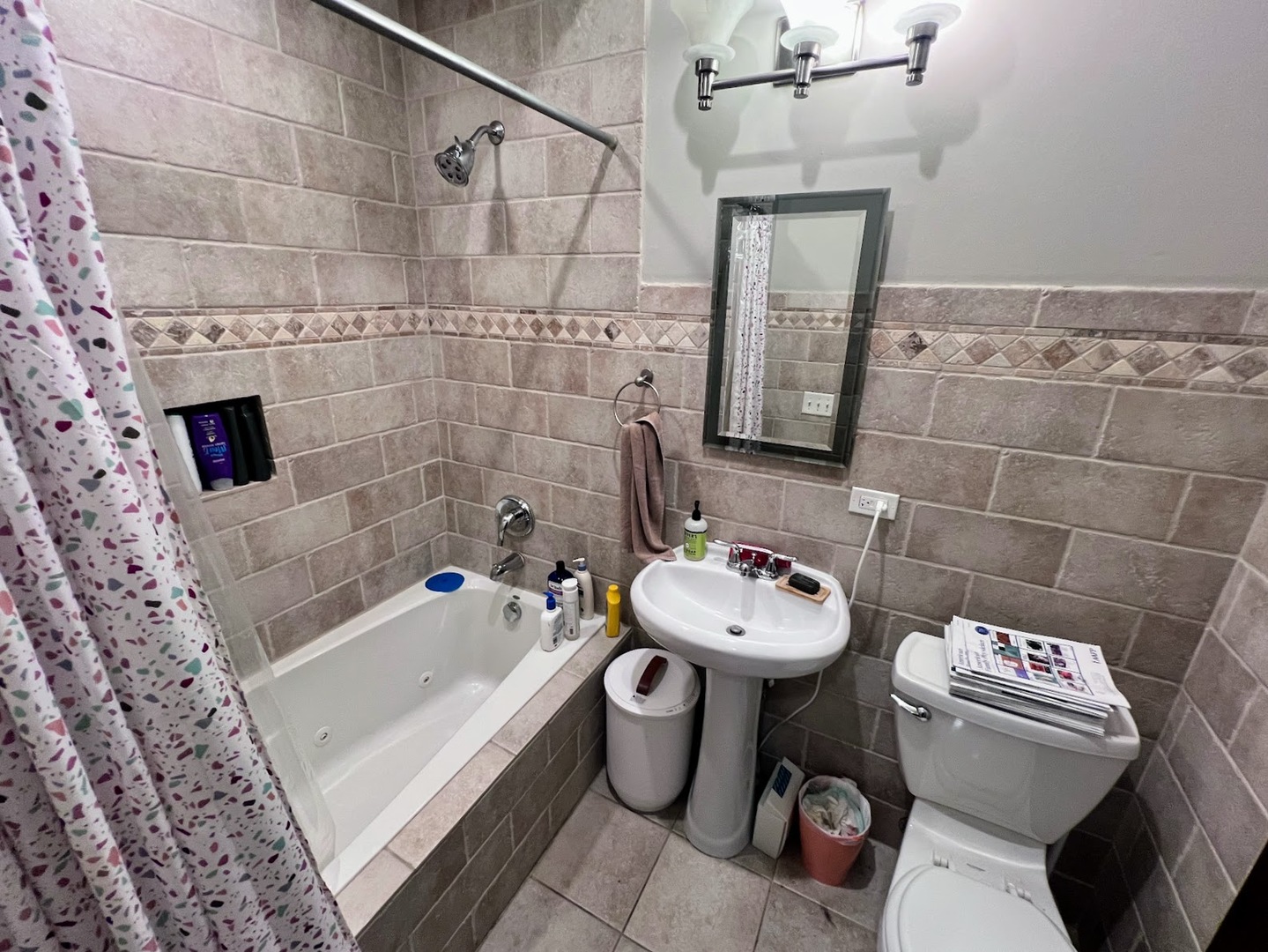 2113 W North Avenue Unit: 3