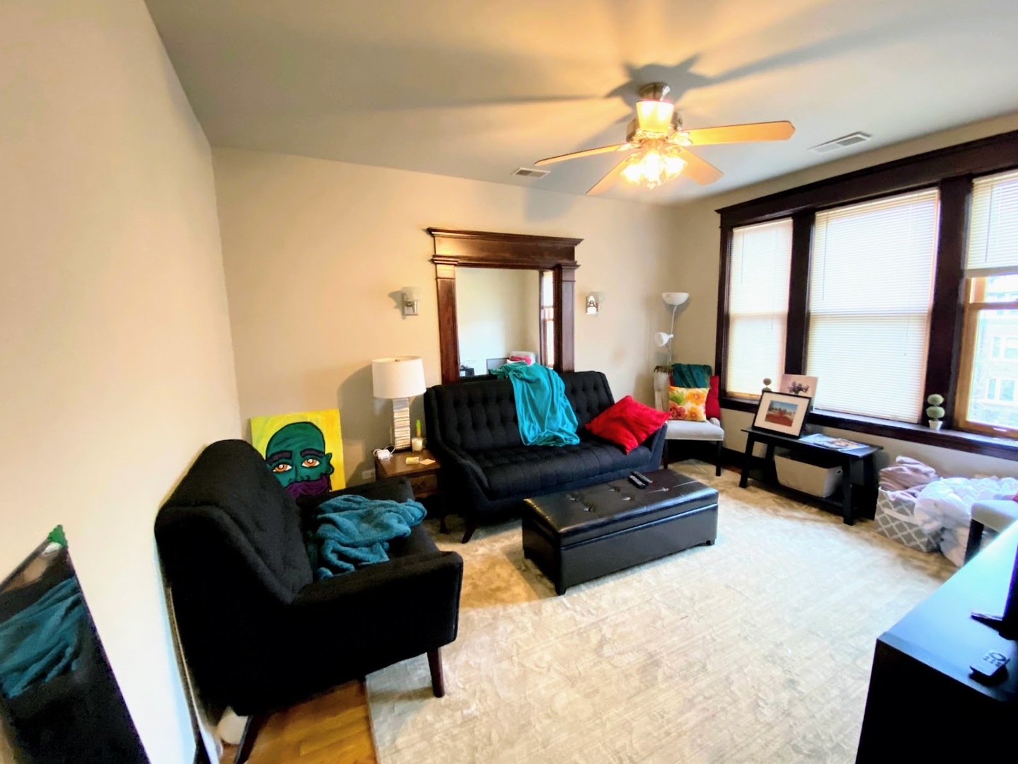 2113 W North Avenue Unit: 3