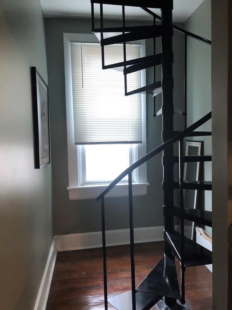 2245 W Shakespeare Avenue Unit: 2R