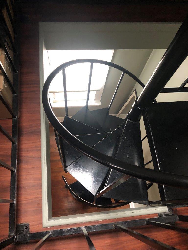 2245 W Shakespeare Avenue Unit: 2R
