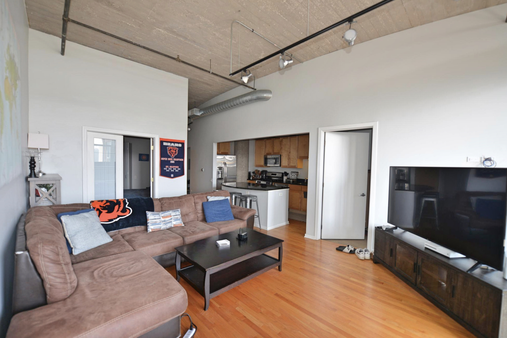 900 N Kingsbury Street Unit: 778