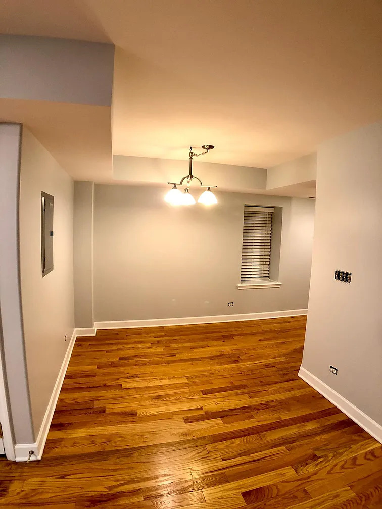 2341 N ALBANY Avenue Unit: G