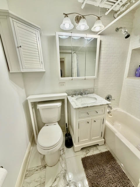 2349 N Cleveland Avenue Unit: G