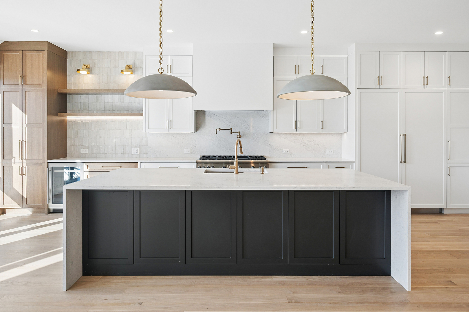 1317 W Wrightwood Avenue Unit: 3