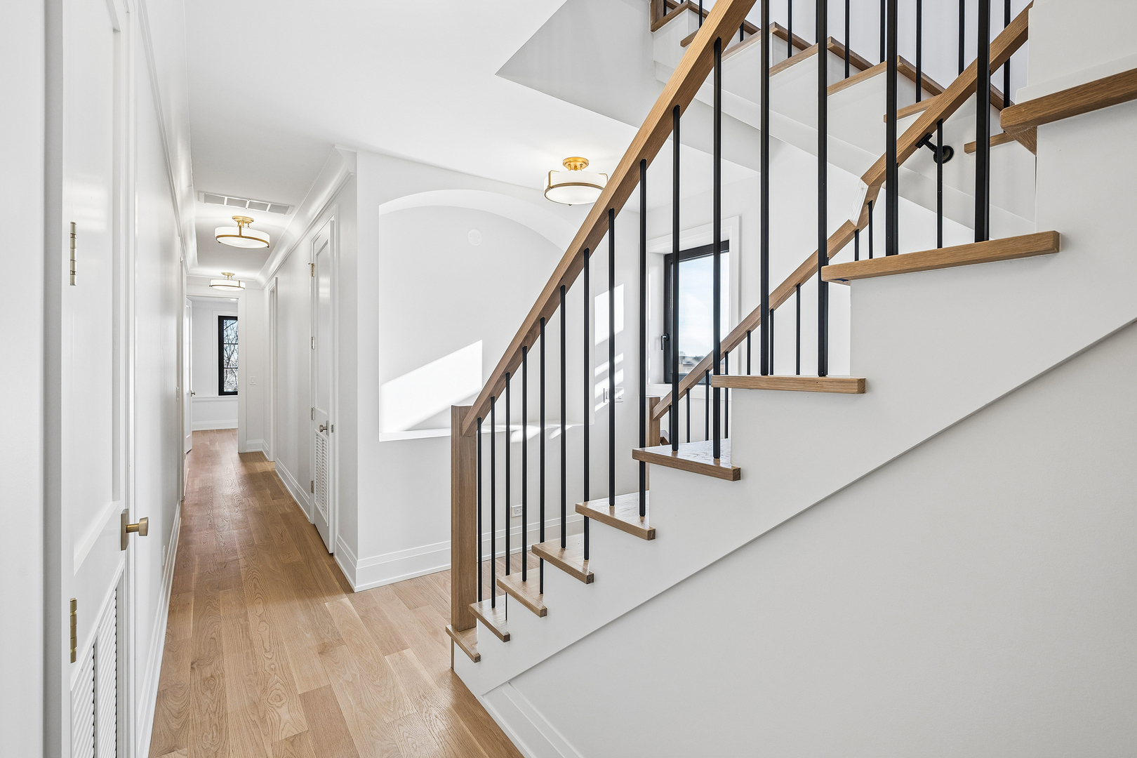 1317 W Wrightwood Avenue Unit: 3