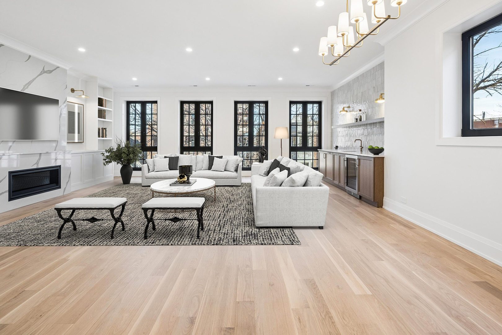 1317 W Wrightwood Avenue Unit: 3