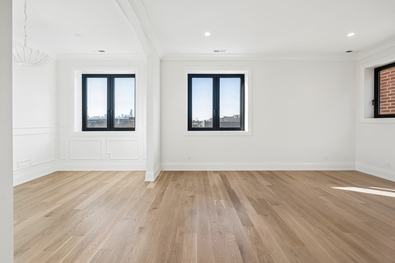 1317 W Wrightwood Avenue Unit: 3