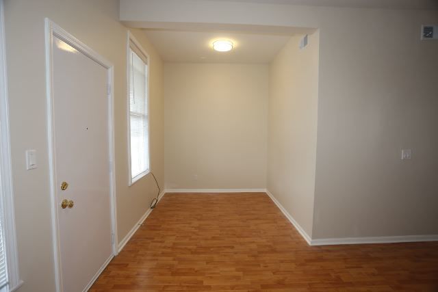 1473 W Erie Street Unit: 1R