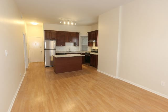1473 W Erie Street Unit: 1R