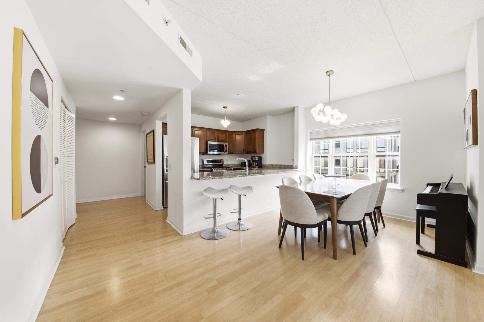 200 N Addison Avenue Unit: 501