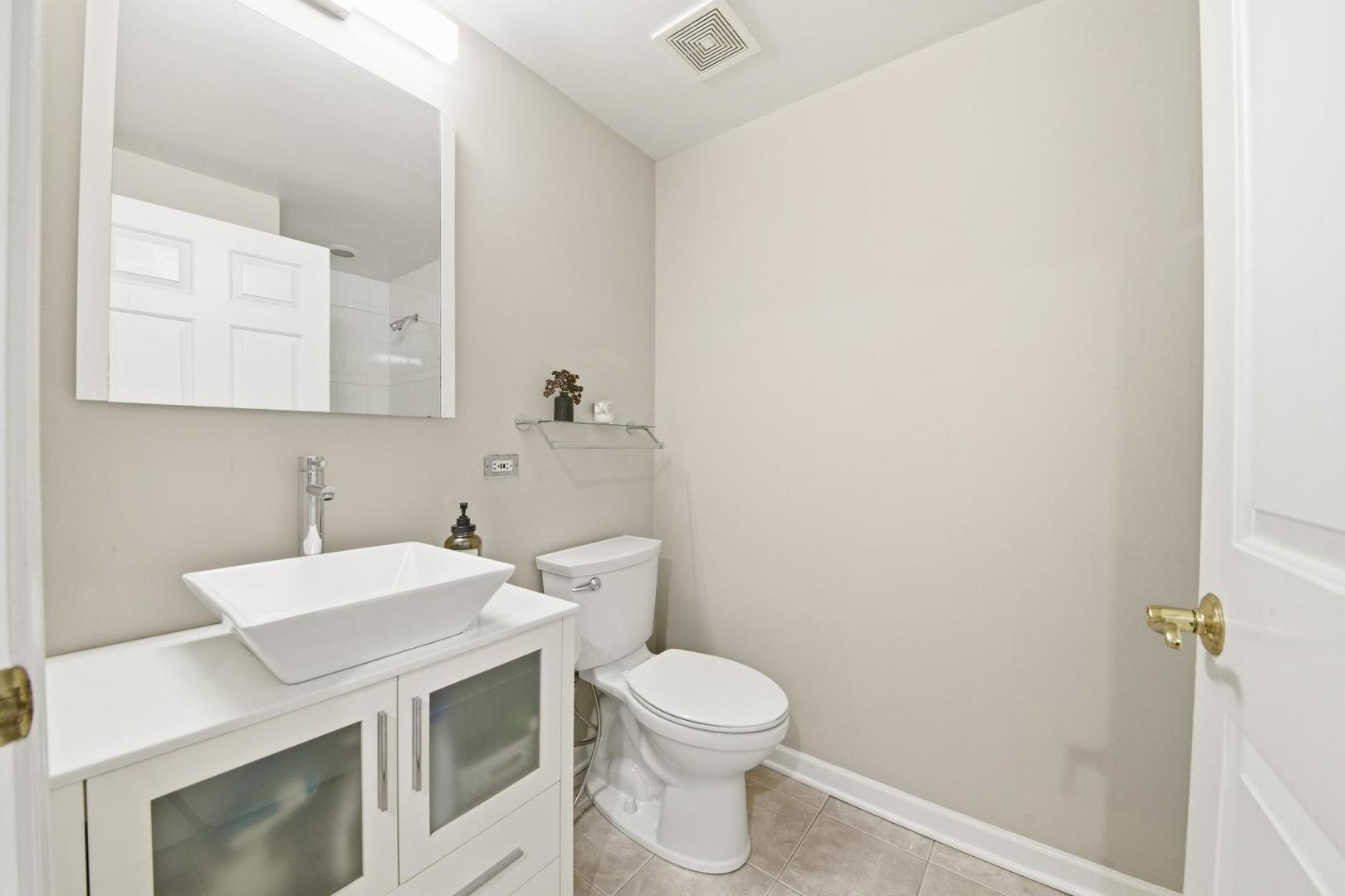 200 N Addison Avenue Unit: 501