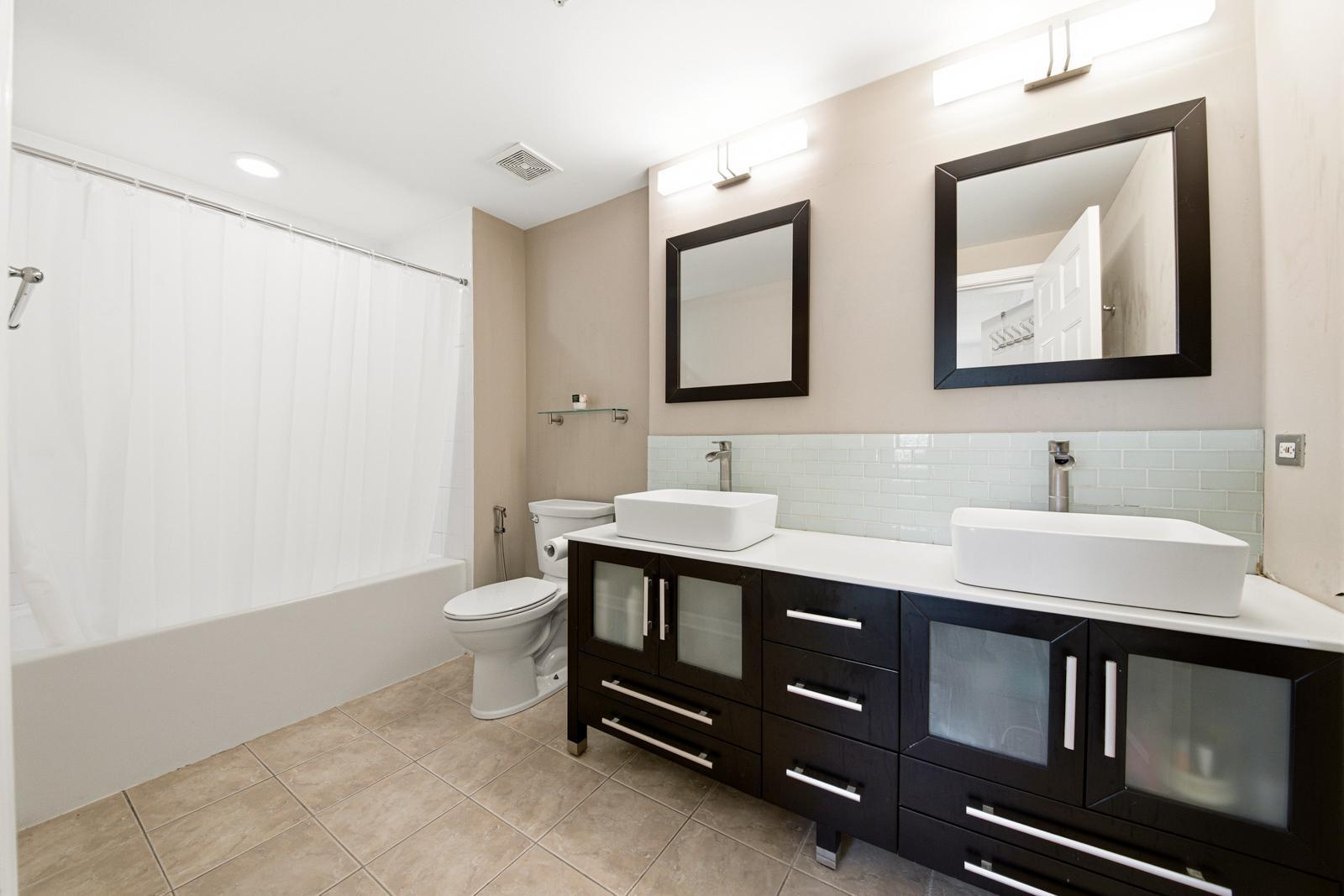 200 N Addison Avenue Unit: 501