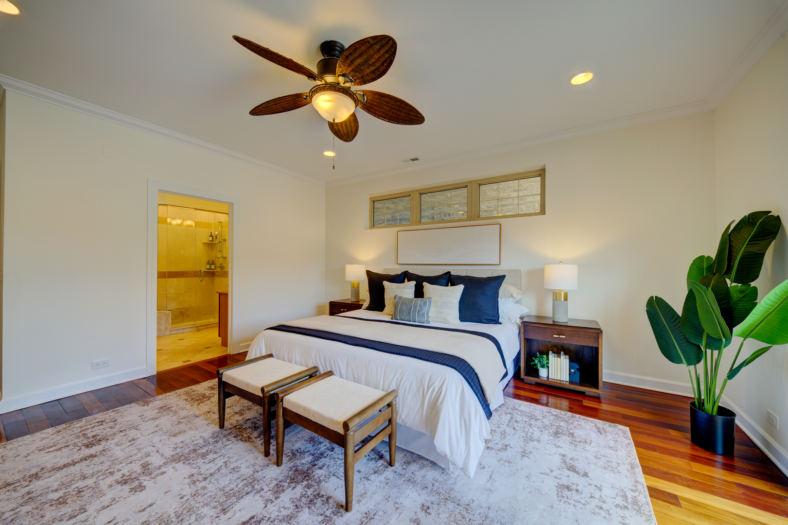 1347 N Ashland Avenue Unit: 1N
