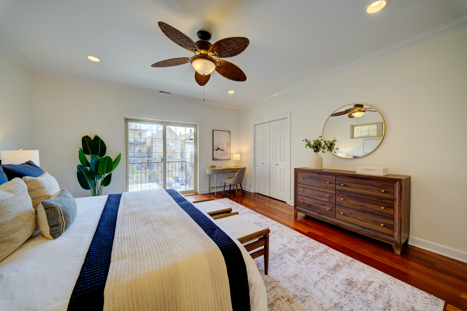 1347 N Ashland Avenue Unit: 1N
