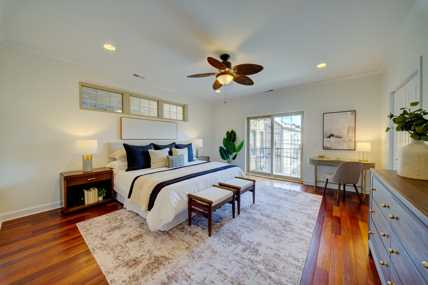 1347 N Ashland Avenue Unit: 1N