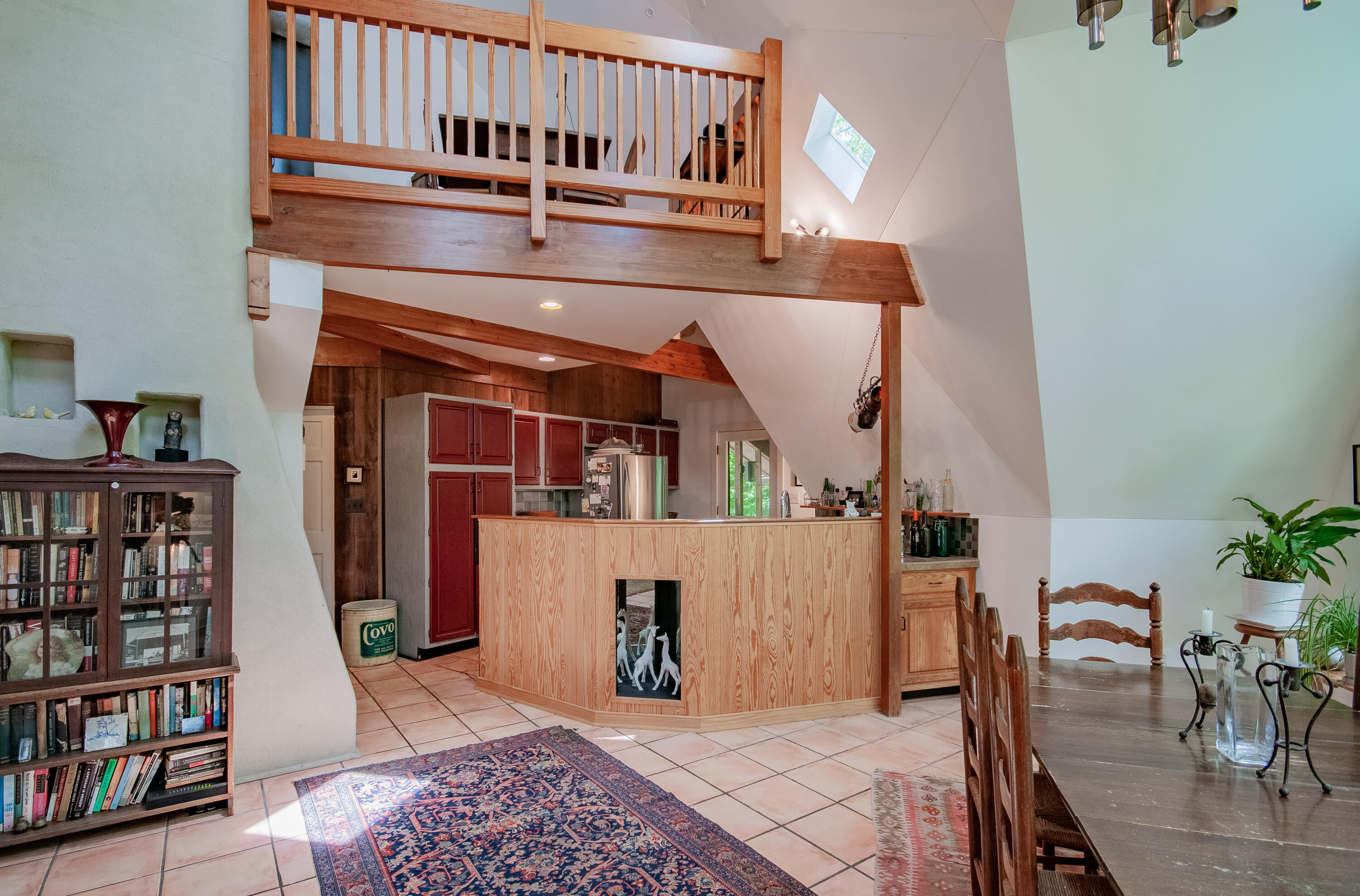 68 Little House Ln