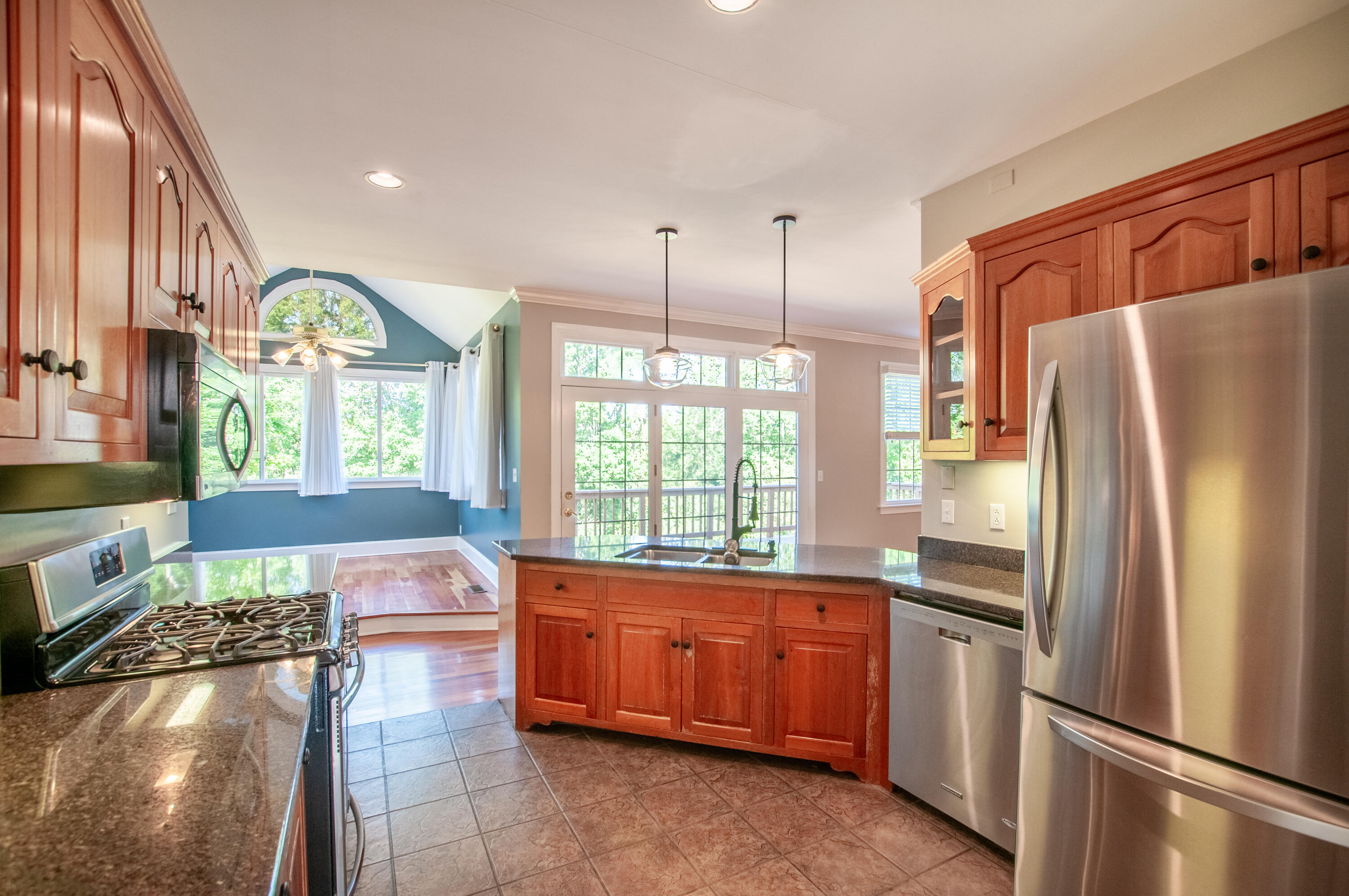 15 High Meadow Dr