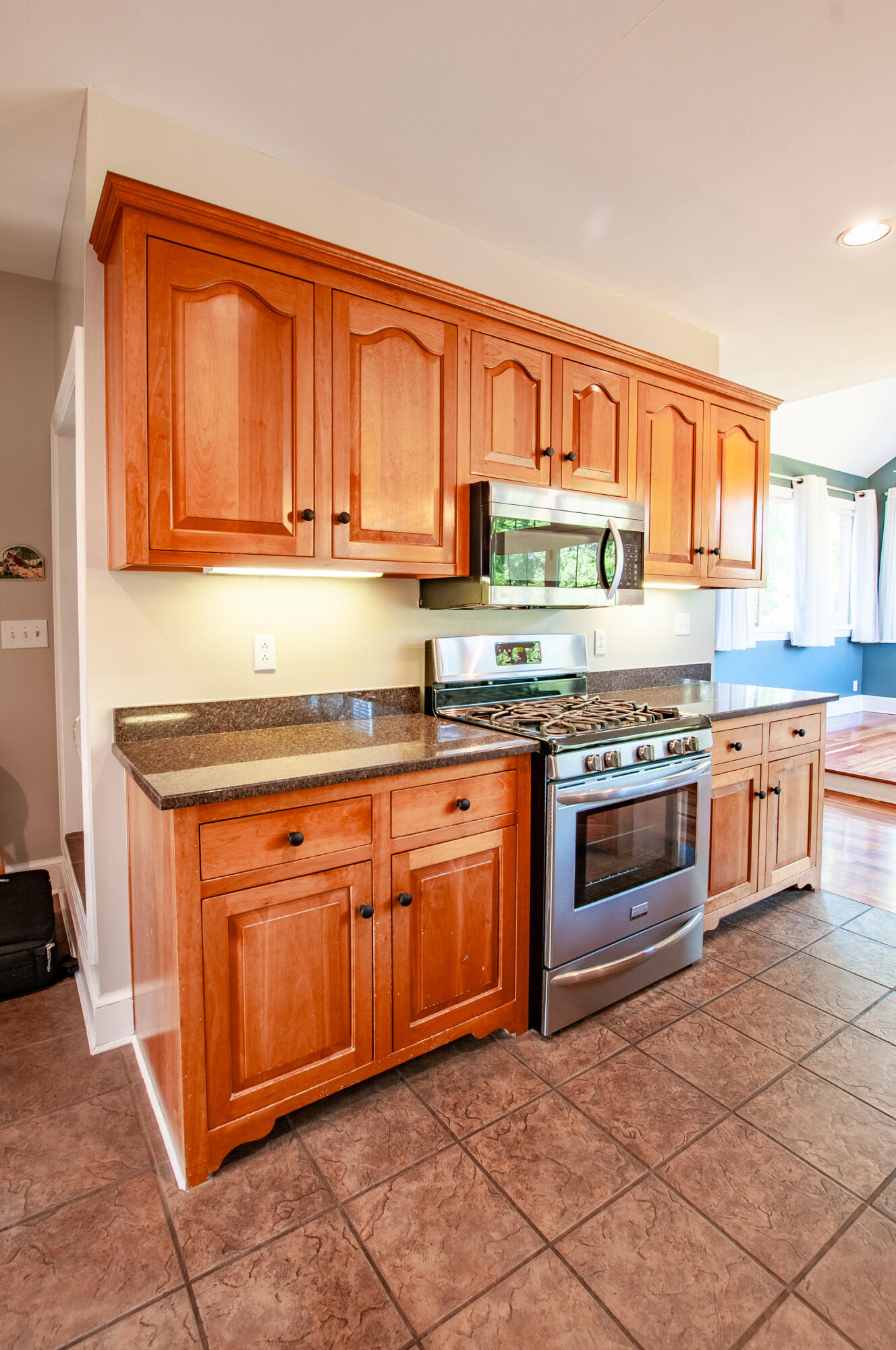 15 High Meadow Dr