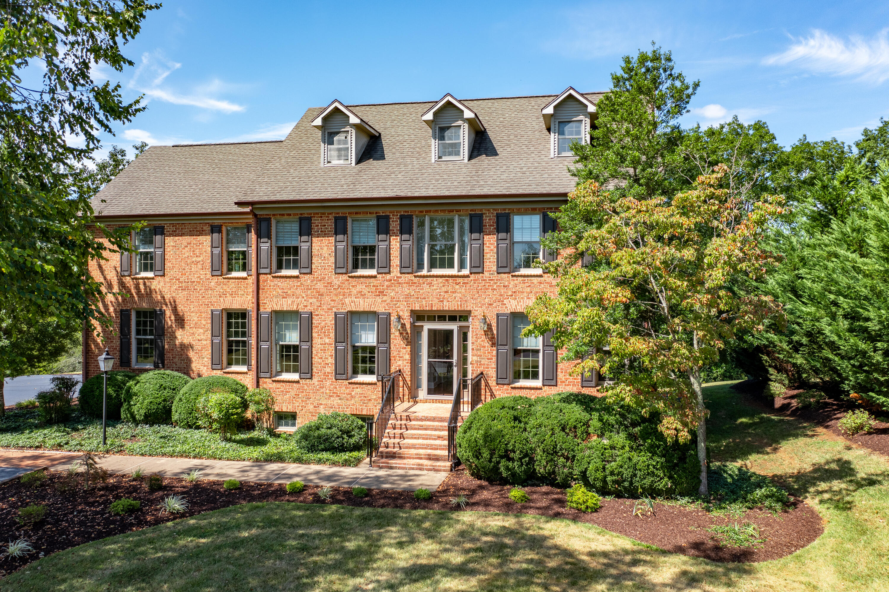 15 High Meadow Dr