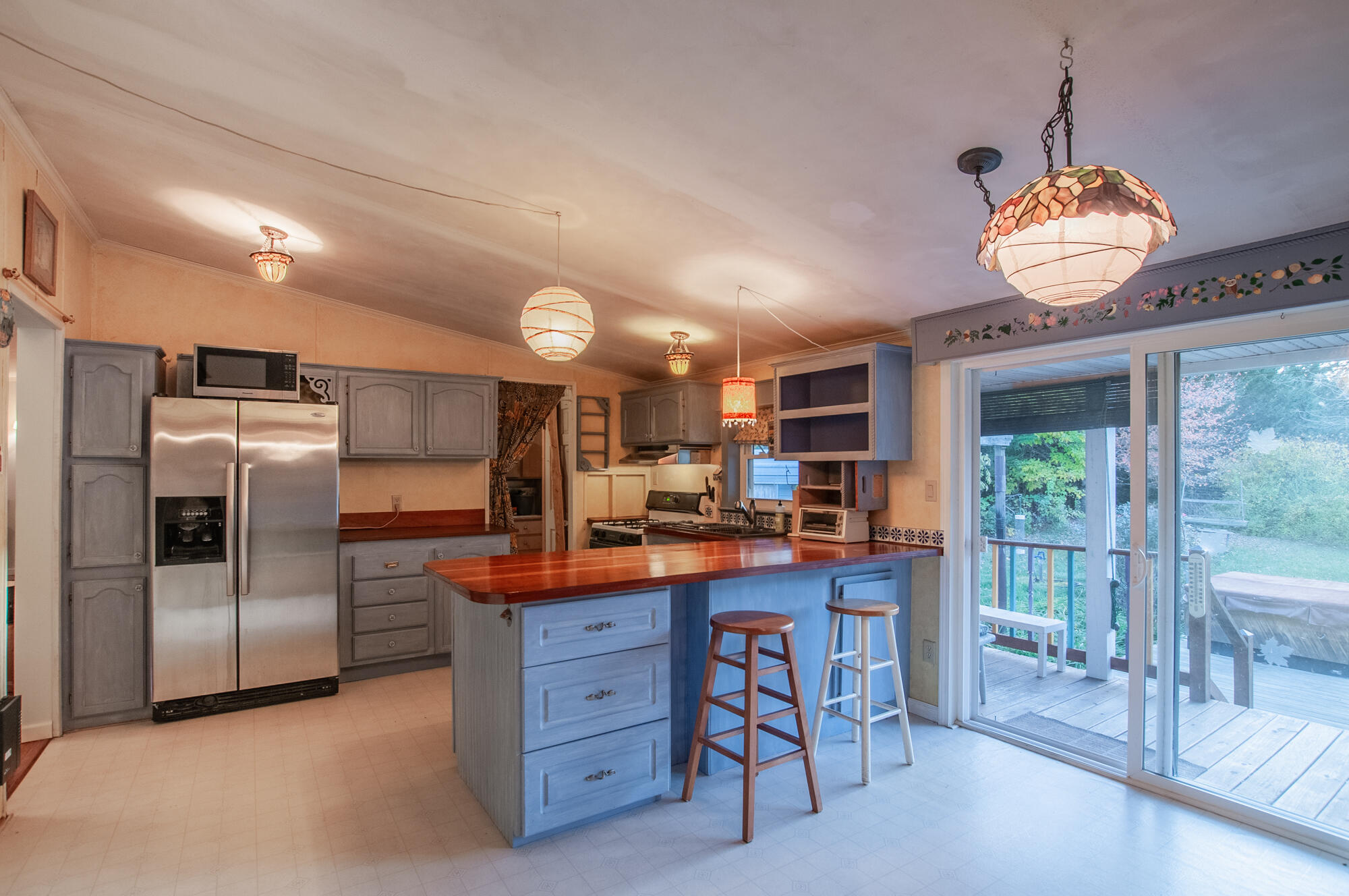 68 Woodrow Ln