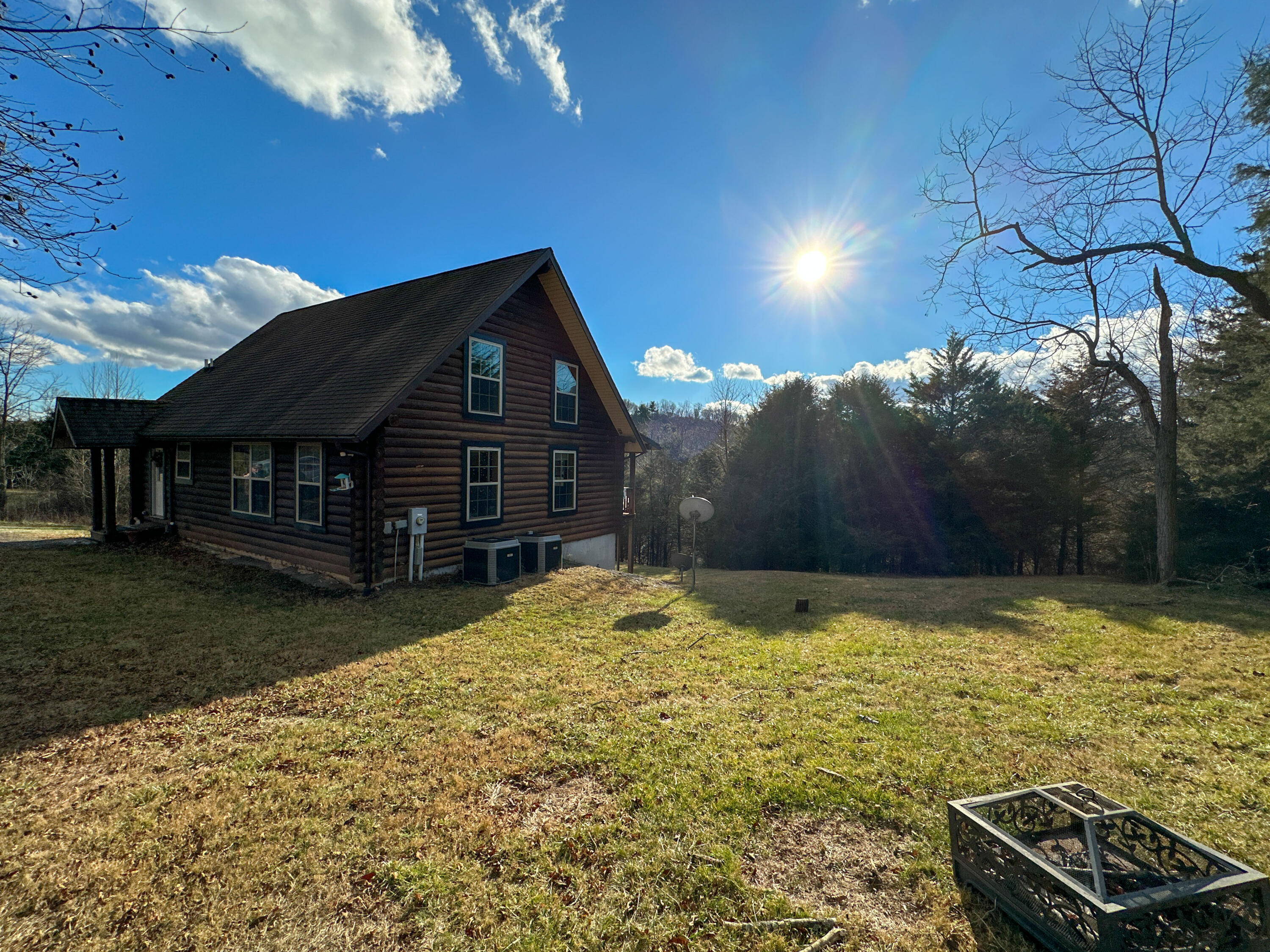 262 McCurdy Ln