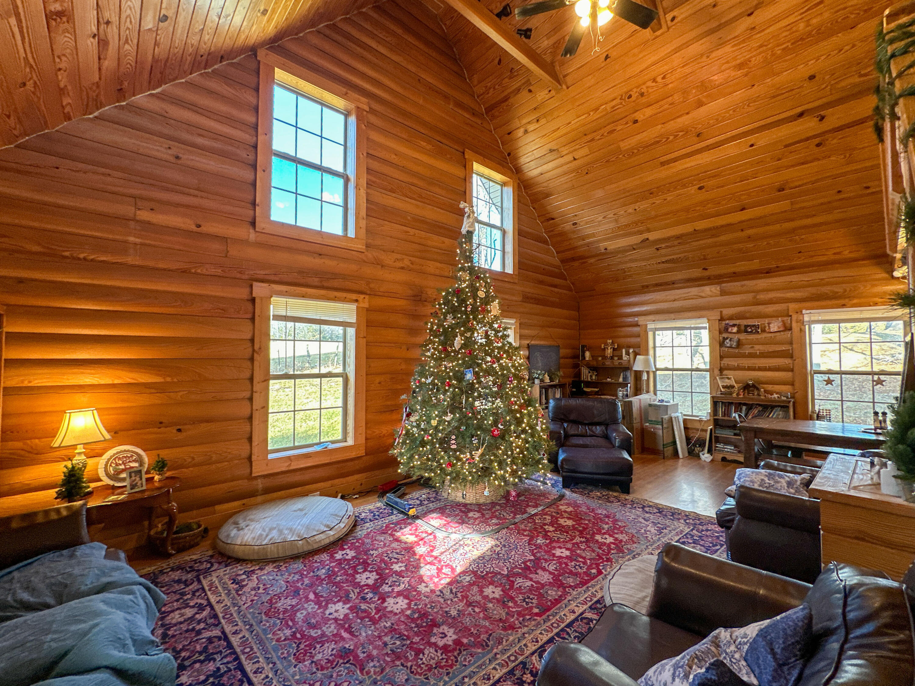 262 McCurdy Ln
