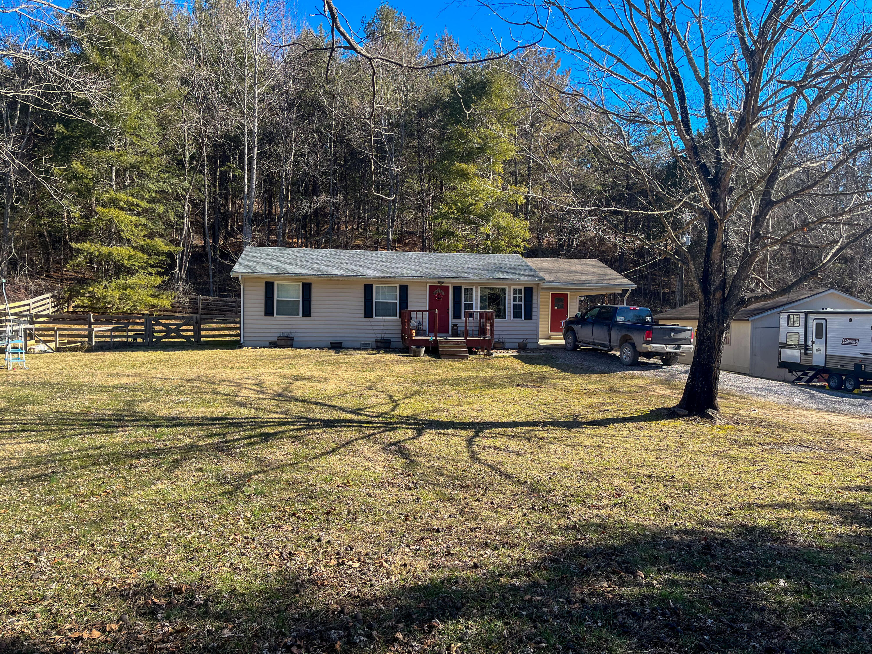 795 Farmhouse Rd
