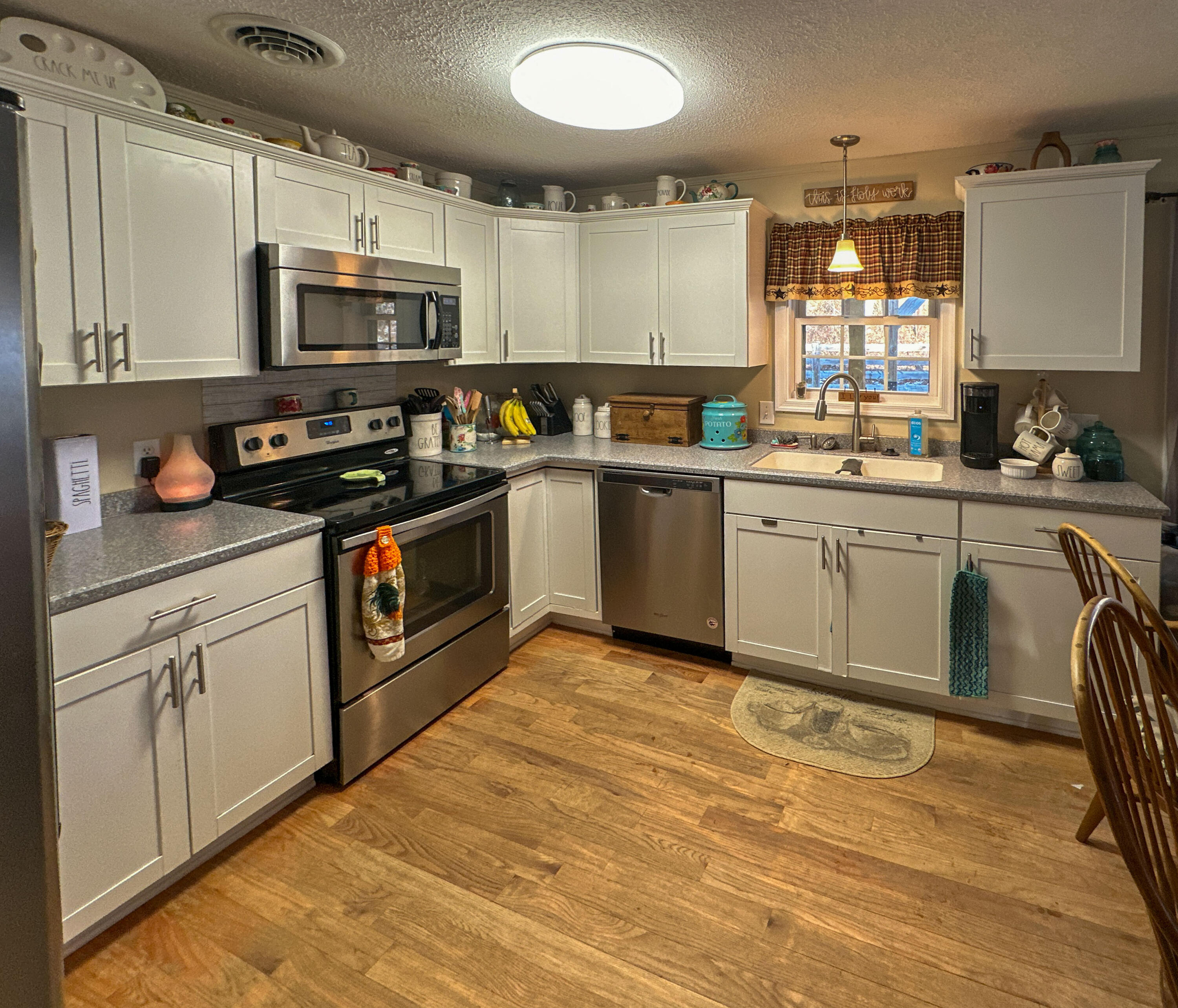 795 Farmhouse Rd