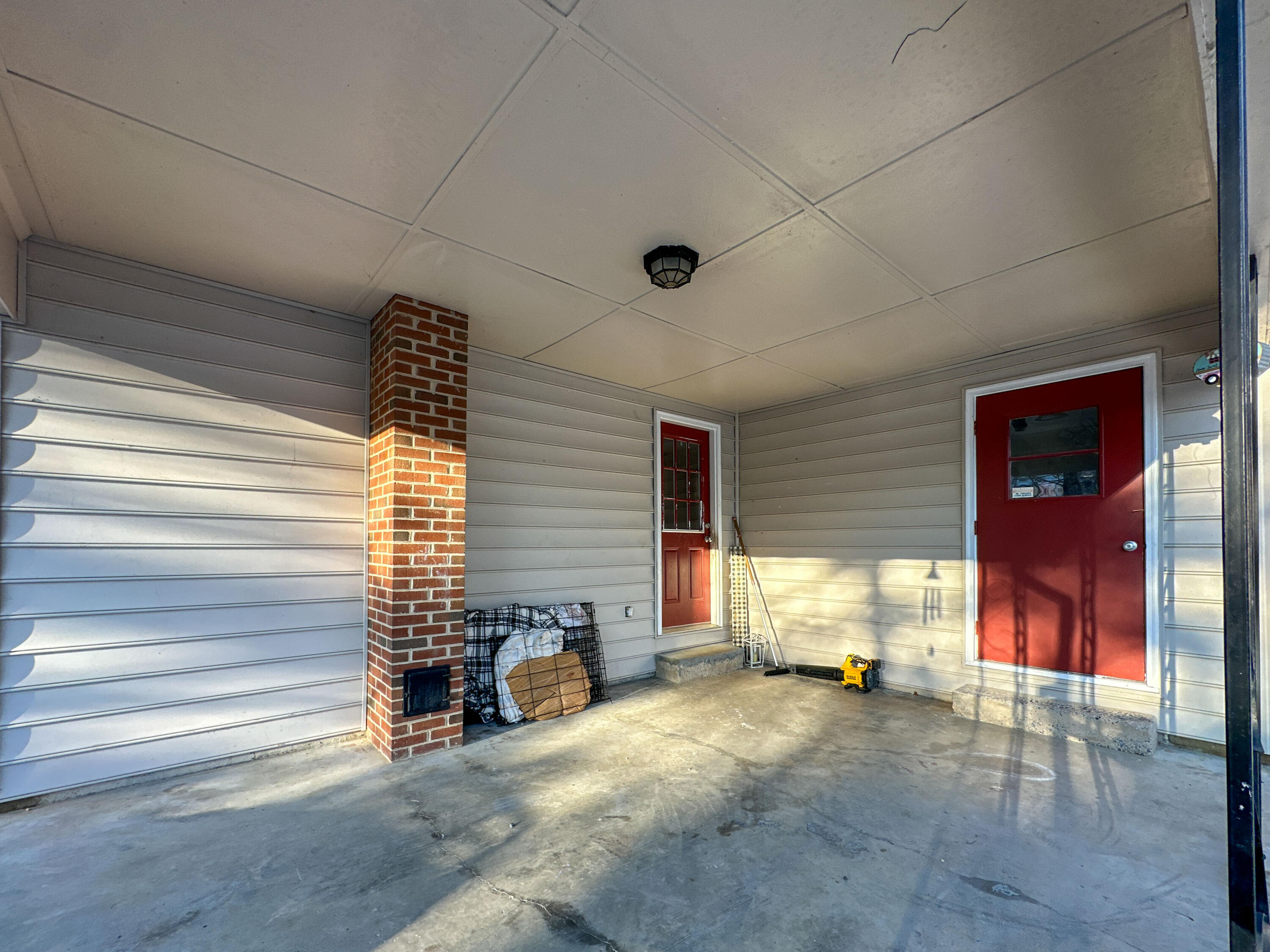 795 Farmhouse Rd