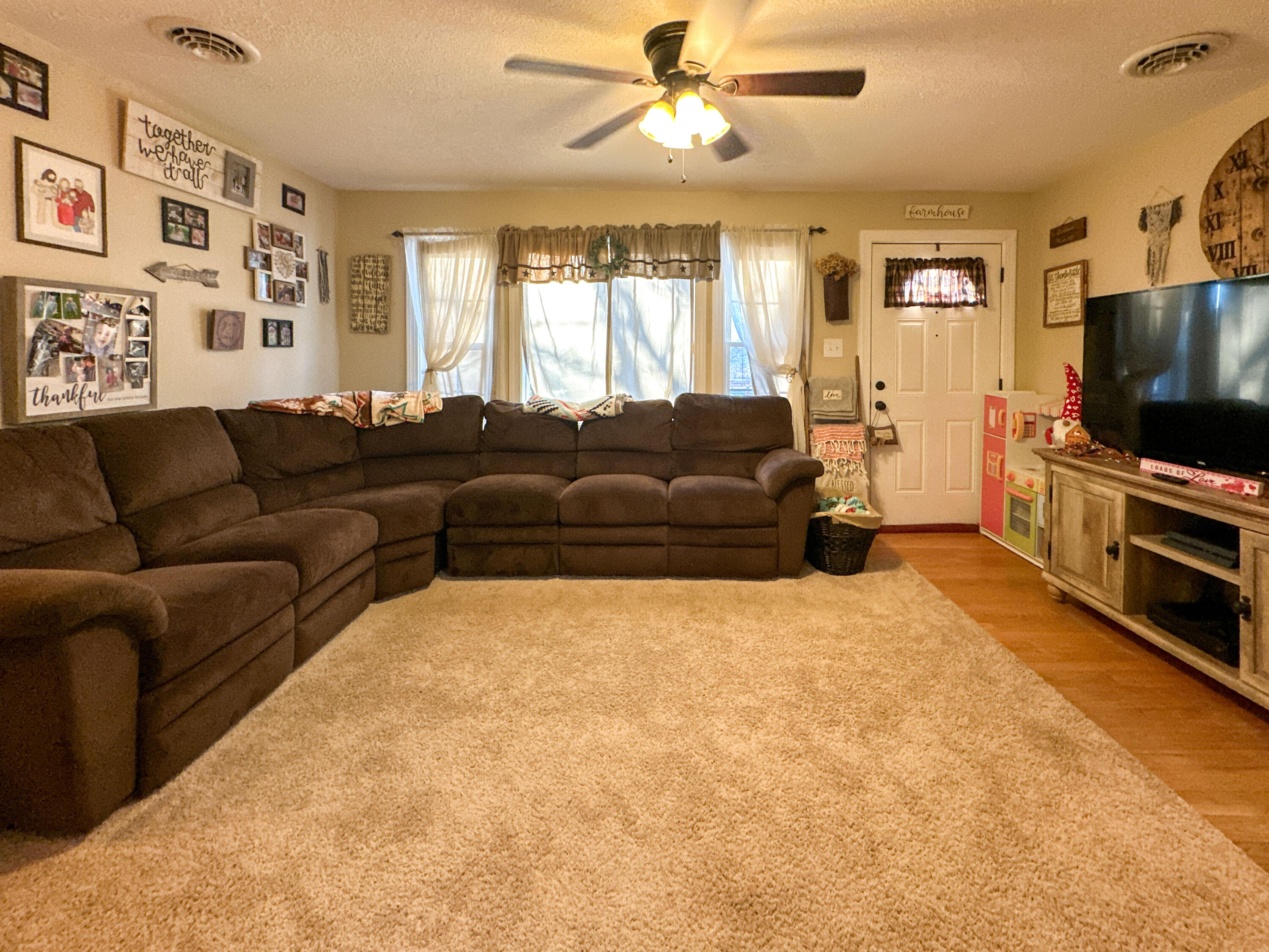 795 Farmhouse Rd