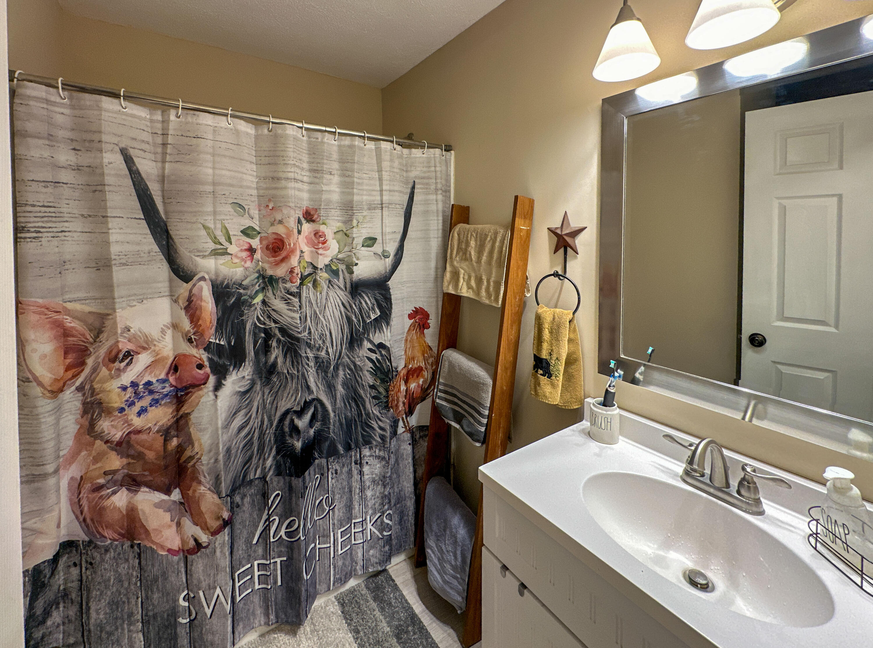 795 Farmhouse Rd