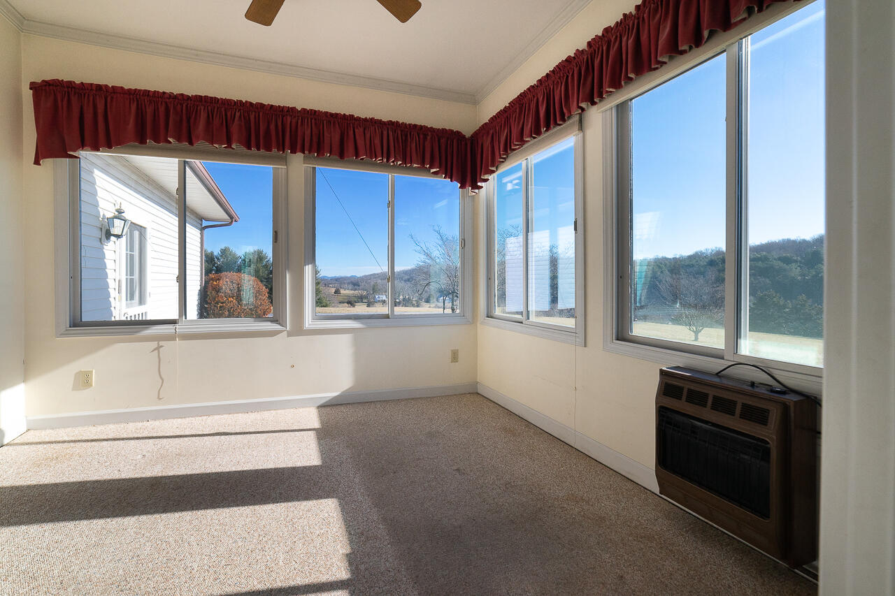 262 Tinkerville Rd