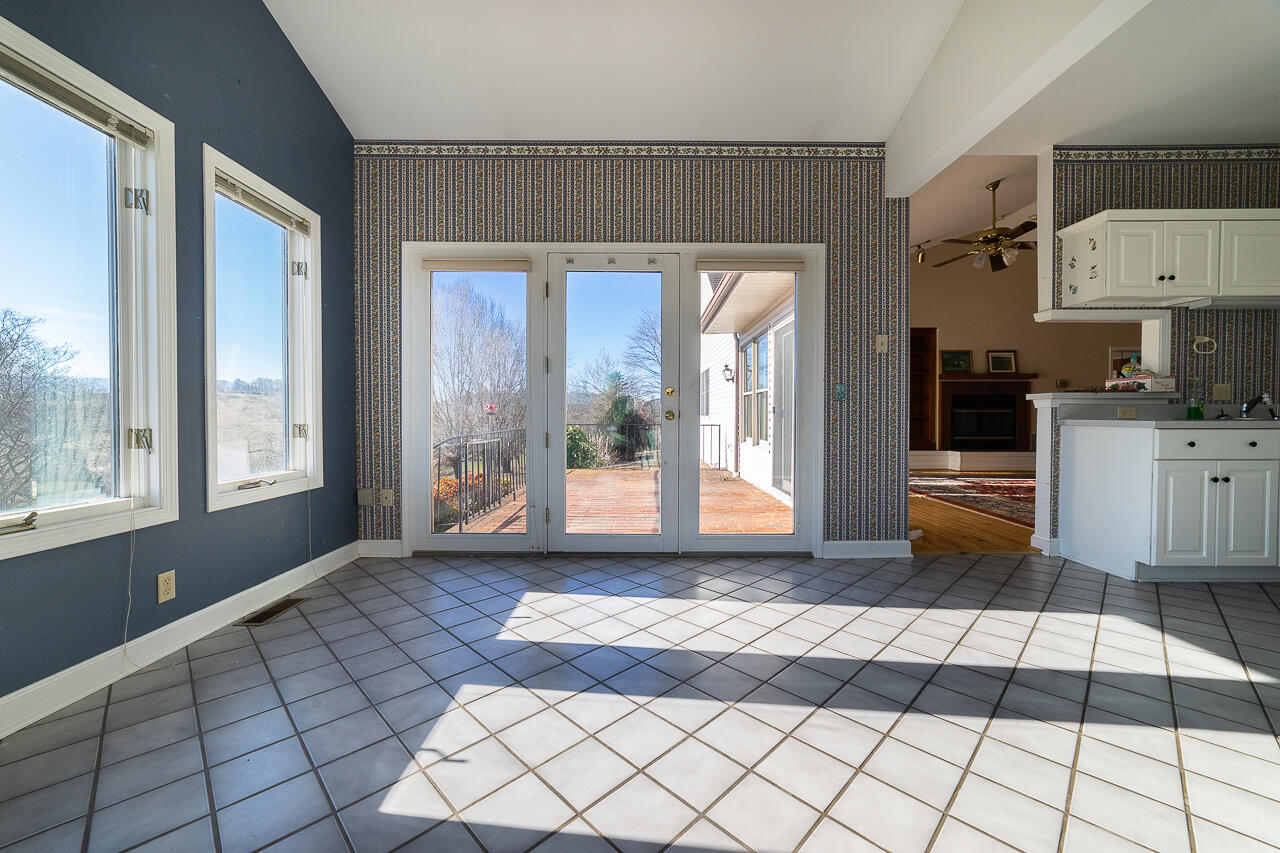 262 Tinkerville Rd