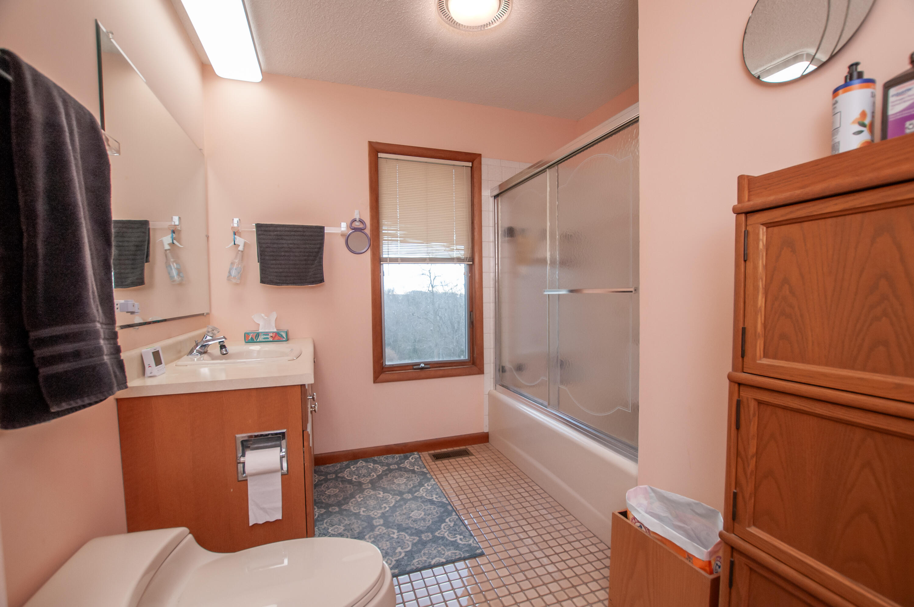 106 Merrick Ln